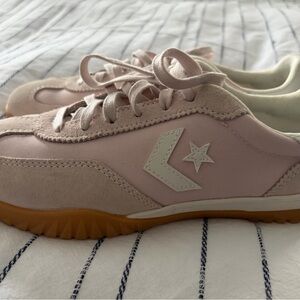 Converse Women’s Run Star Pale Pink Low-Top Sneakers with Gum Outsole